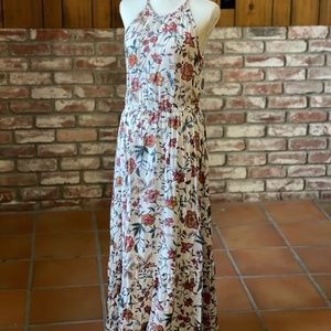 Maxi Dress with floral design